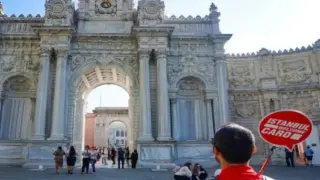 Dolmabahce Palace Tour & Bosphorus Cruise Combo